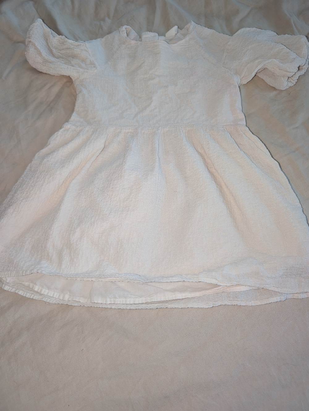 H&M Girls Cream Textured Short-Sleeve Dress, Size 7